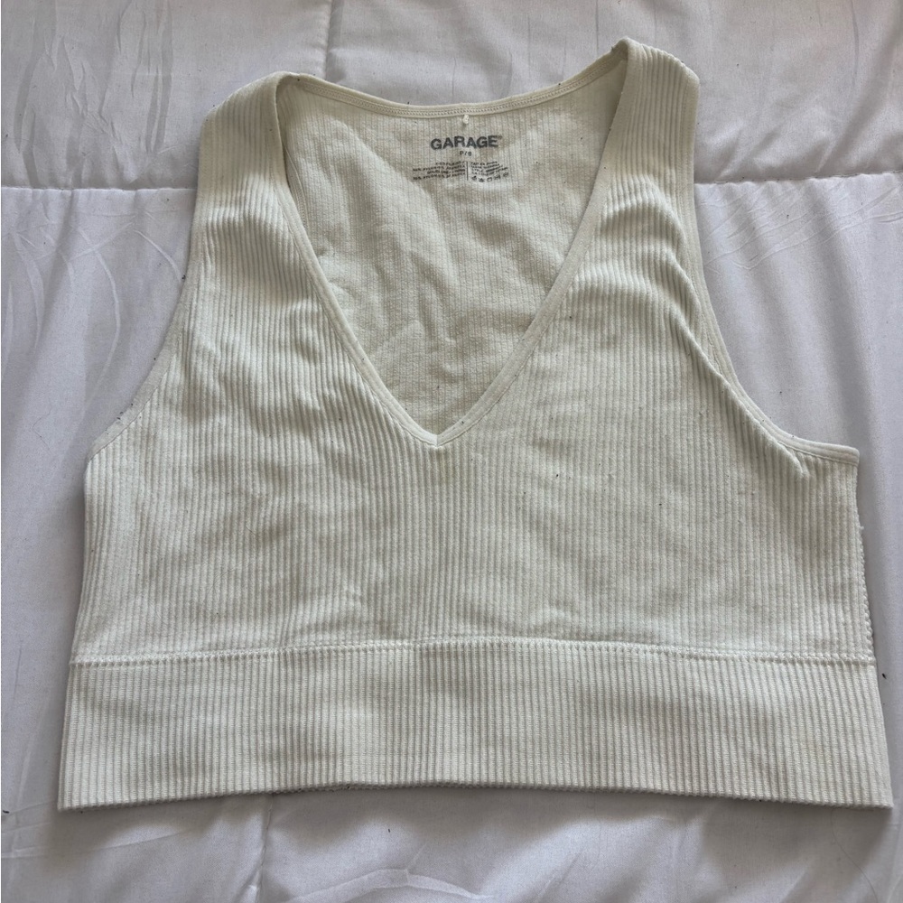 Garage white tank top size Small